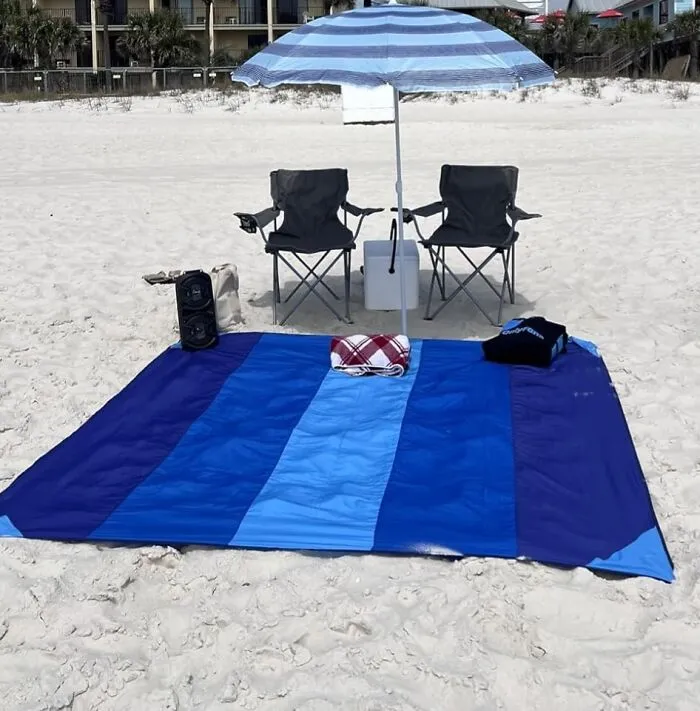Your Beach Setup Goes From 'Sad Little Towel' To 'Fully Established Base Camp' Thanks To This <a Style="Display:inline;" Href="Https://Www.amazon.com/Wiwigo-Blanket-Sandproof-Waterproof-Outdoor/Dp/B085xbqfvm?ie=utf8&linkcode=ll1&tag=bpscorpion-20&linkid=00c0d48c828717e5274538221a7e8a23&language=en_us&ref_=as_li_ss_tl" Target="_blank"><span Style="Font: Inherit; Color: #d74b1f;"> Large Waterproof Beach Mat </Span>