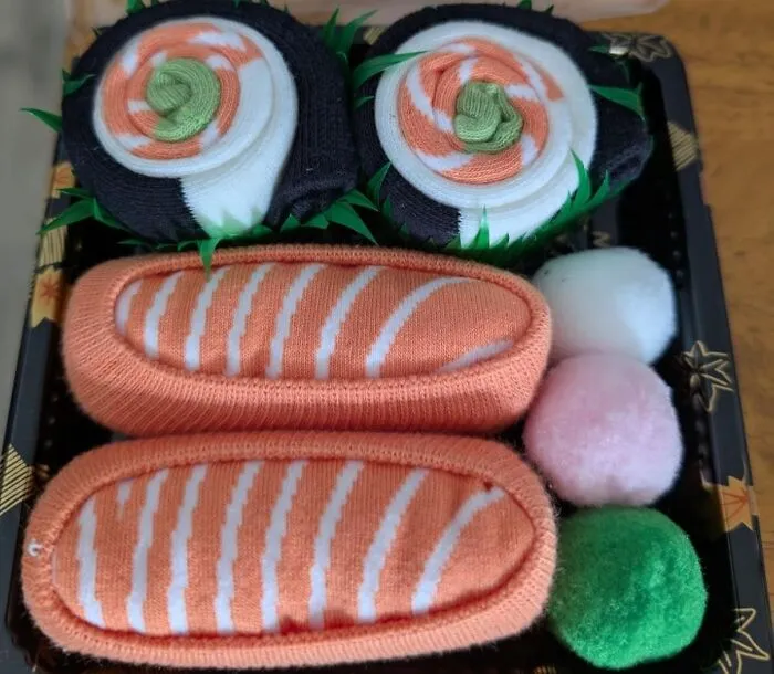 Keep Your Feet Warm And Looking Like A Delicious Maki Roll With These Fun <a Style="Display:inline;" Href="Https://Www.amazon.com/Popcraze-Sushi-Socks-Pairs-Women-Regular/Dp/B0dbdqhrmx?ie=utf8&th=1&psc=1&linkcode=ll1&tag=bpgiraffe-20&linkid=89dcc1fee69266566af2ad16162a3e83&language=en_us&ref_=as_li_ss_tl" Target="_blank"><span Style="Font: Inherit; Color: #d74b1f;"> Sushi Socks </Span>