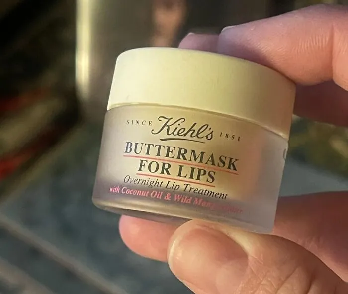 Hey Mom, Drop The Endless To-Do List For A Hot Minute And Let Your Lips Live Their Best, Most Moisturized Life With This <a Style="Display:inline;" Href="Https://Www.amazon.com/Kiehls-Buttermask-Overnight-Treatment-Hydrating/Dp/B07v5x4kdz?ie=utf8&linkcode=ll1&tag=bpmole-20&linkid=683791375c8017f0b38a2812e4a73bd3&language=en_us&ref_=as_li_ss_tl" Target="_blank"><span Style="Font: Inherit; Color: #d74b1f;"> Kiehl's Buttermask For Lips </Span>, Because They've Certainly Earned A Taste Of The Fancy Life After All Those "Because I Said So" Pronouncements