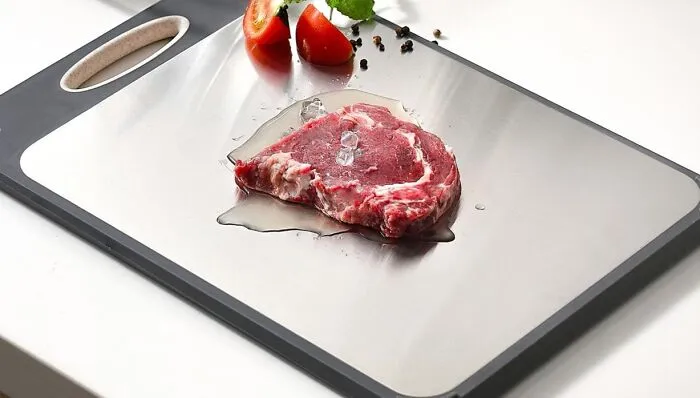 That Lingering Garlic Aroma And Weird Beet Stain Have Officially Been Served An Eviction Notice By This Sleek <a Style="Display:inline;" Href="Https://Www.amazon.com/Dp/B0dctmdvwm?ascsubtag=7867642%2c20%2c28%2cd%2c0%2c0%2c0%2c1396%3a1%3b900%3a2%3b974%3a1%3b1338%3a1%2c0%2c0%2c0&th=1%25252cgoogle%252cgoogle%2cgoogle&btn_ref=srctok-Fca4a59c2fea16a3&linkcode=ll1&tag=bpelephant-20&linkid=0d94cf9415827d61d3f50a03fe059e66&language=en_us&ref_=as_li_ss_tl" Target="_blank"><span Style="Font: Inherit; Color: #d74b1f;"> Stainless Steel Cutting Board </Span>