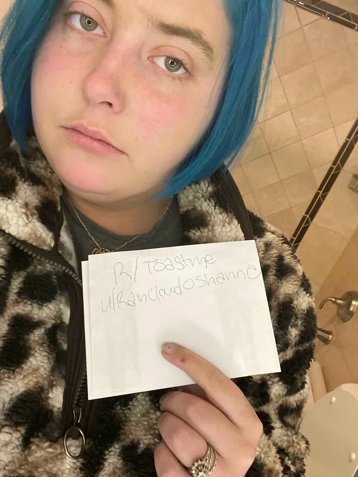 Tomorrow Is The 1yr Anniversary Of My Brain Surgery About 3 Weeks Ago I Landed In The Hospital Thinking I Had A Pinched Nerve Only To Be Told My Brain Cancer Has Spread To My Csf&there's Nothing Left For Them To Do For Me. Just Trying To Spend The Rest Of My Days Happy With My V Husband. Toast Me