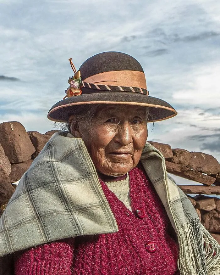 35 Retratos elocuentes de personas mayores de todo el mundo, por Massimo Bietti