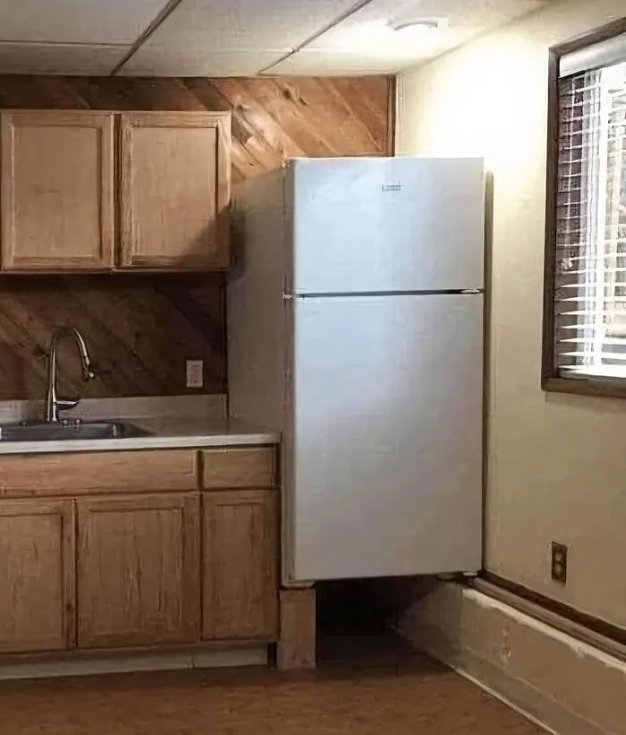 Funny-Worst-Real-Estate-Photos-Ever