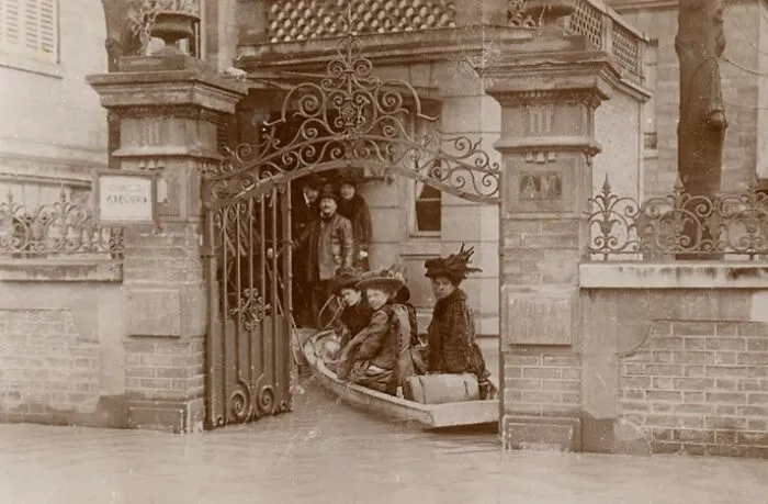 Taking A Boat Taxi, Paris, 1910