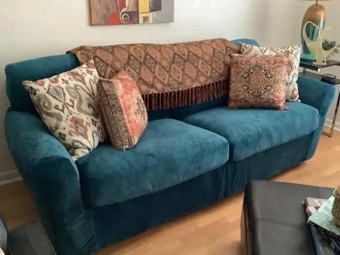 Your Slightly Tired Sofa Can Get A Five-Star Upgrade Faster Than You Can Say 'Weekend Project' With Some Plush <a Style="Display:inline;" Href="Https://Www.amazon.com/Princedeco-Stretch-Slipcovers-Individual-Washable/Dp/B07zhbj1jq?ie=utf8&th=1&linkcode=ll1&tag=bpkoala-20&linkid=5b489898fd5778332fc34e084a62cb2b&language=en_us&ref_=as_li_ss_tl" Target="_blank"><span Style="Font: Inherit; Color: #d74b1f;"> Velvet Couch Covers </Span>