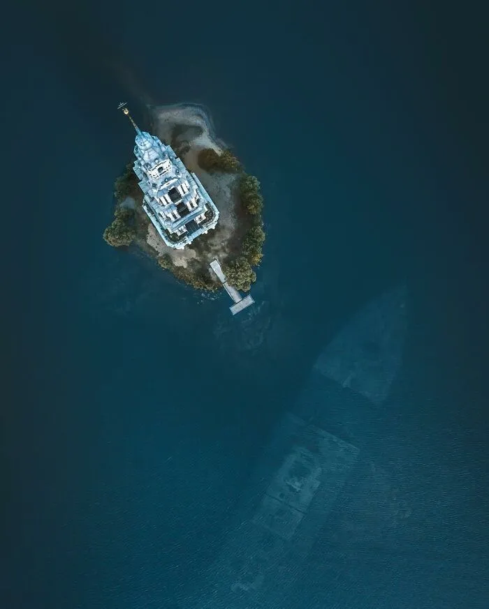 37 Jaw-Dropping Aerial Photos Taken By Borsch