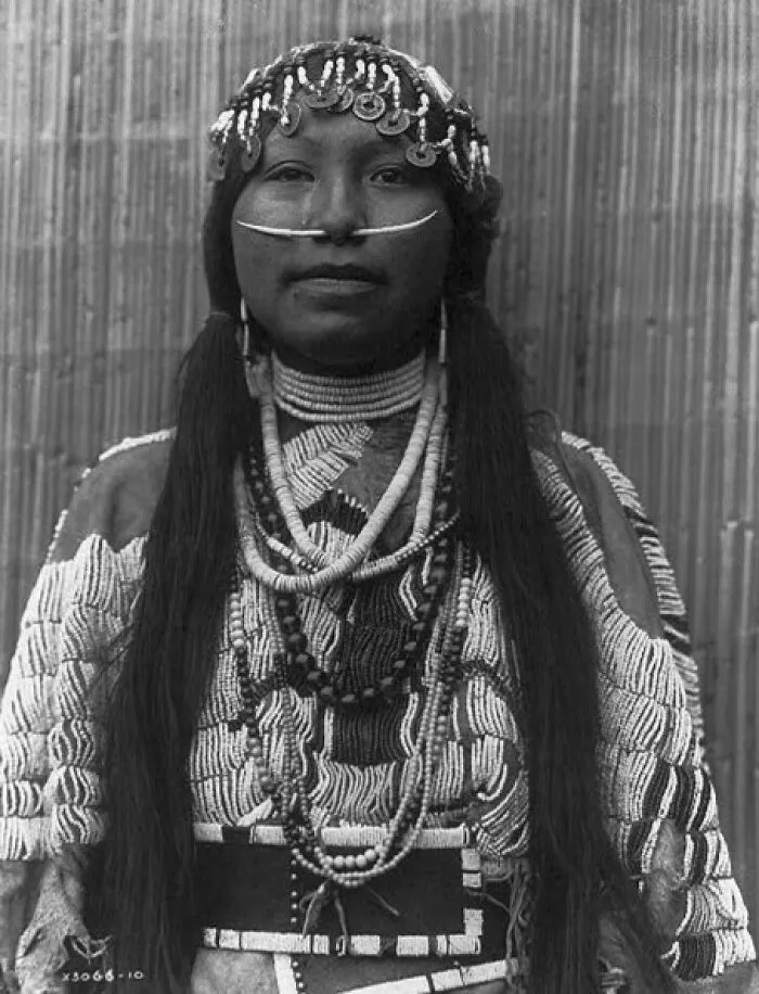 Wishram Woman With Qing Dynasty Cash Coins, 1910