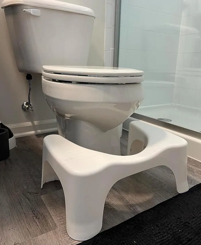 Elevating Your Bathroom Experience, Literally, Is The Whole Deal With The Legendary <a Style="Display:inline;" Href="Https://Www.amazon.com/Simple-Toilet-Stool-Squatty-Potty/Dp/B00hsr1b9w?ie=utf8&th=1&linkcode=ll1&tag=bpcheetah-20&linkid=9699943582e6187353bcb46f7264c923&language=en_us&ref_=as_li_ss_tl" Target="_blank"><span Style="Font: Inherit; Color: #d74b1f;"> Squatty Potty </Span>