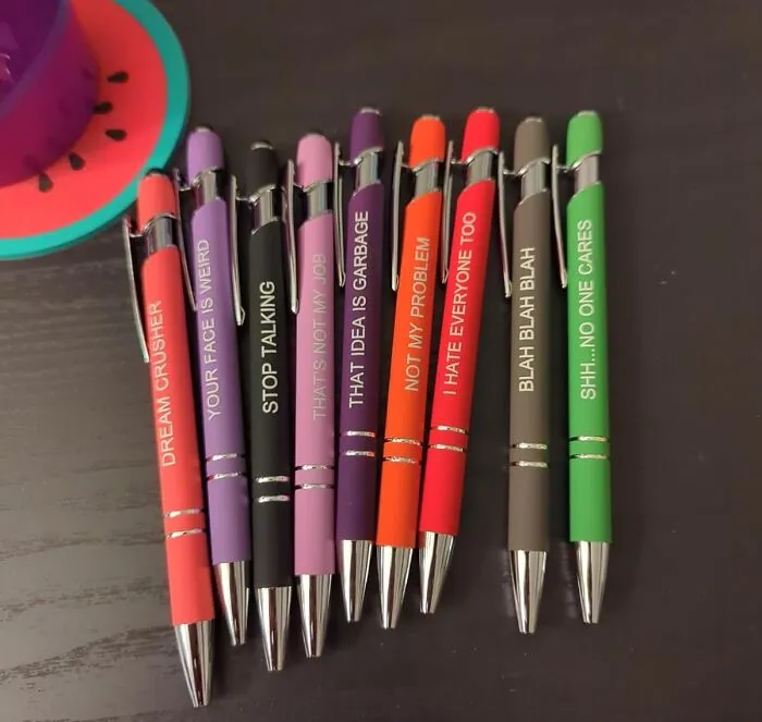 Express Your Inner Office Rebel And Make Your Coworkers Chuckle With These Passive-Aggressive <a Style="Display:inline;" Href="Https://Www.amazon.com/Pasisibick-Inspirational-Ballpoint-Encouraging-Scriptures/Dp/B0bk53dw9n?ie=utf8&th=1&linkcode=ll1&tag=bpgrape-20&linkid=3fcb6561e5bd9c5c65109629a868f8e5&language=en_us&ref_=as_li_ss_tl" Target="_blank"><span Style="Font: Inherit; Color: #d74b1f;"> Funny Sarcastic Ballpoint Pens </Span>
