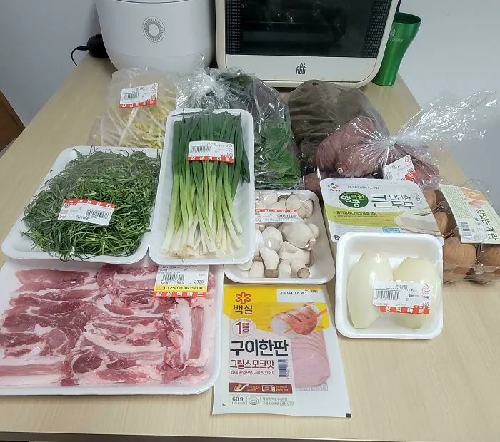 18,760 Won ($12.78) Busan, Korea