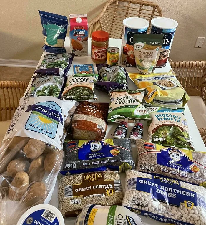 $75 From Aldi Lasted Me Weeks Between Semesters