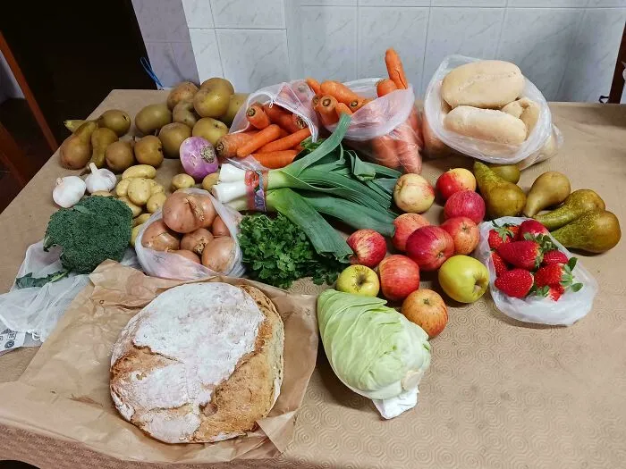 Weekly Market-Portugal- 22.12€ Or 23$