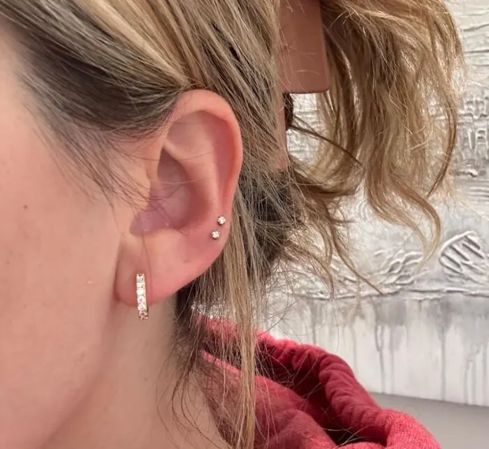 You Know That Tiny Gremlin That Seems To Exclusively Steal Just One Earring Back? It's Officially Unemployed Thanks To These Secure <a Style="Display:inline;" Href="Https://Www.amazon.com/Earrings-Zirconia-Cartilage-Piercing-Toddlers/Dp/B0bvqcw7j4?ie=utf8&th=1&linkcode=ll1&tag=bpgoose-20&linkid=d7b243e91e65b8248f6e0ba36e0f315f&language=en_us&ref_=as_li_ss_tl" Target="_blank"><span Style="Font: Inherit; Color: #d74b1f;"> Screw On Cubic Zirconia Earrings </Span>