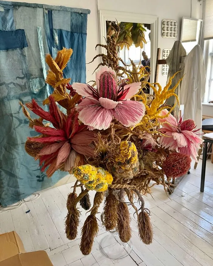 34 Enormous Tissue Paper Flowers Created By This Artist (New Pics)