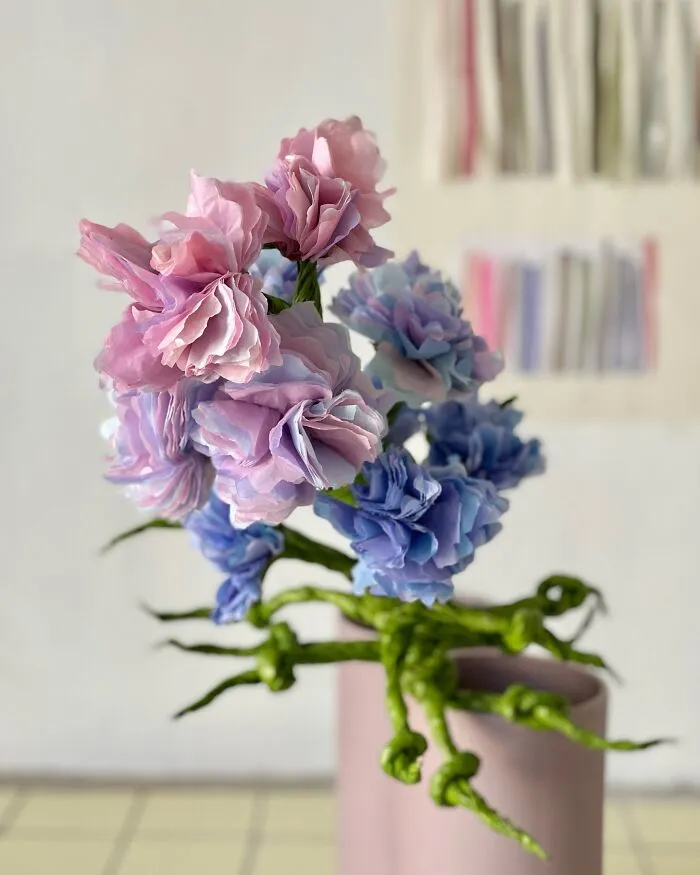 34 Enormous Tissue Paper Flowers Created By This Artist (New Pics)