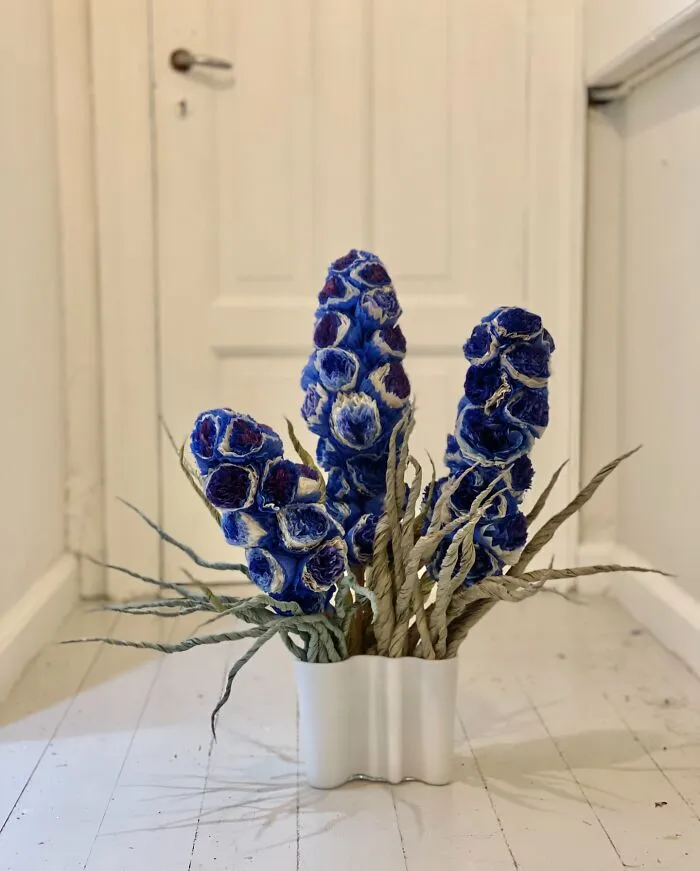 34 Enormous Tissue Paper Flowers Created By This Artist (New Pics)