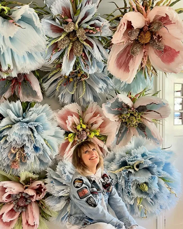 34 Enormous Tissue Paper Flowers Created By This Artist (New Pics)