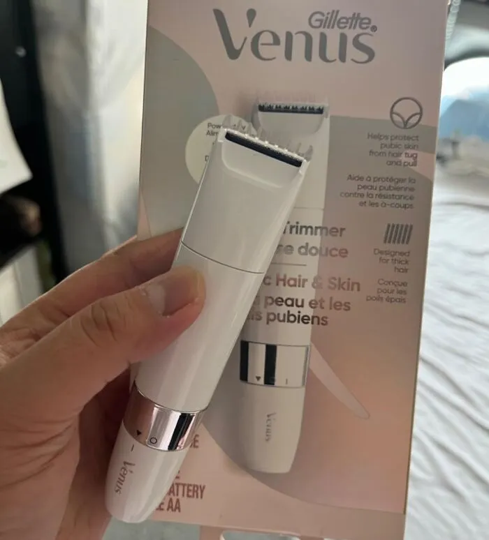 Your Summer Grooming Routine Is About To Get A Seriously Gentle And Effective Upgrade With The Internet-Approved <a Style="Display:inline;" Href="Https://Www.amazon.com/Gillette-Venus-Intimate-Grooming-Electric/Dp/B09knw5t1z?ie=utf8&linkcode=ll1&tag=bpshark-20&linkid=42e375c96e133b42ca1e0f5a7647dc8f&language=en_us&ref_=as_li_ss_tl" Target="_blank"><span Style="Font: Inherit; Color: #d74b1f;"> Gillette Venus Intimate Grooming Razor </Span>