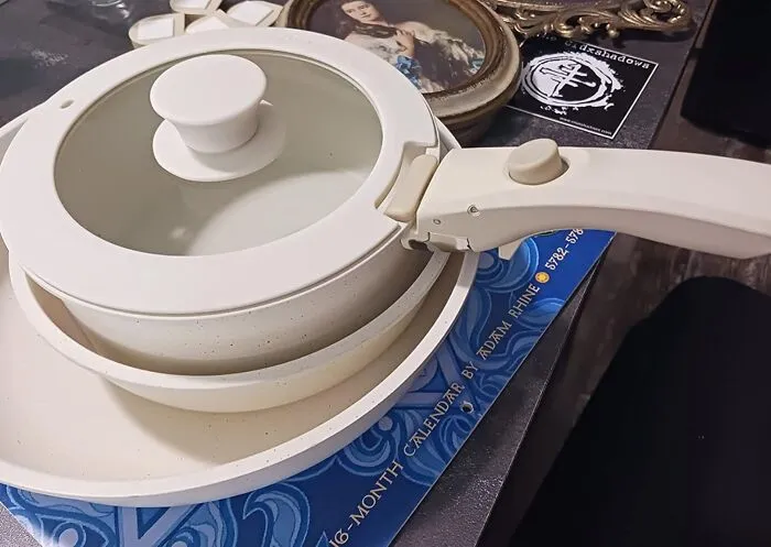 Your Cookware Storage Game Gets A Serious Level-Up And Food Slides Off Like A Dream With A <a Style="Display:inline;" Href="Https://Www.amazon.com/Carote-Nonstick-Cookware-Removable-Dishwasher/Dp/B09tpc2tp9?ie=utf8&linkcode=ll1&tag=bprhinoceros-20&linkid=e243443c0c5d0e2039b41e1ae97e50ea&language=en_us&ref_=as_li_ss_tl" Target="_blank"><span Style="Font: Inherit; Color: #d74b1f;"> Non Stick Pots And Pans Set With A Detachable Handle </Span>