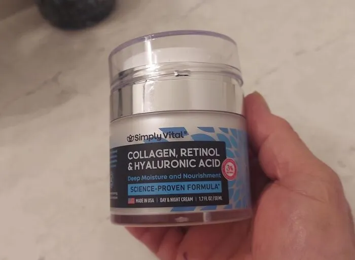 Your Skin Is About To Get A Triple-Threat Infusion Of Goodness, Basically Like Sending It To A Fancy Summer Bootcamp, With This <a Style="Display:inline;" Href="Https://Www.amazon.com/Face-Moisturizer-Collagen-Cream-Moisturizing/Dp/B0bbsp2jnq?ie=utf8&th=1&linkcode=ll1&tag=bpturtle-20&linkid=32696eebfd063e824a35e4d204718299&language=en_us&ref_=as_li_ss_tl" Target="_blank"><span Style="Font: Inherit; Color: #d74b1f;"> Simplyvital Collagen, Retinol & Hyaluronic Acid Cream </Span>