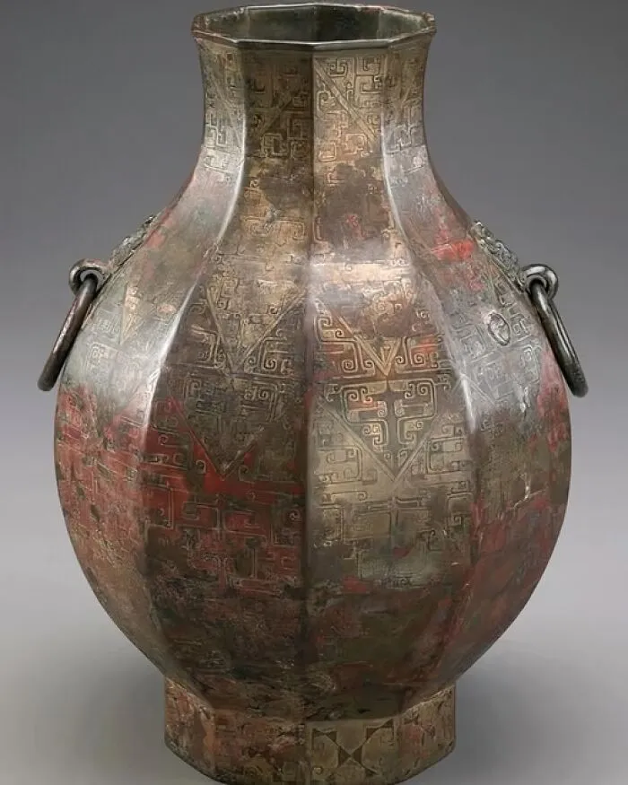 Bronze Wine Pot With Textured Surface Inlaid On Ten Sides, And Ring Holders. China, Eastern Zhou Period, 5th Century Bc