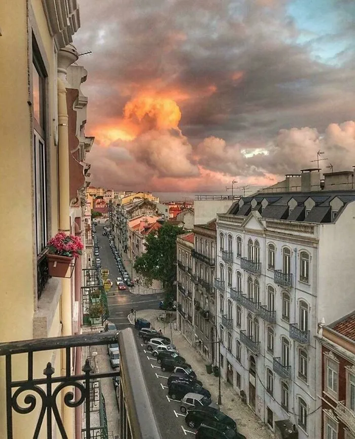 Atardecer que parece el apocalipsis