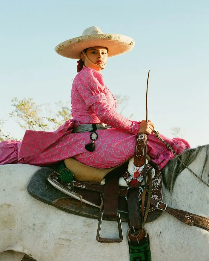 Women, Horses, And Heritage: 38 Poetic Photos From This Swiss Photographer’s Series