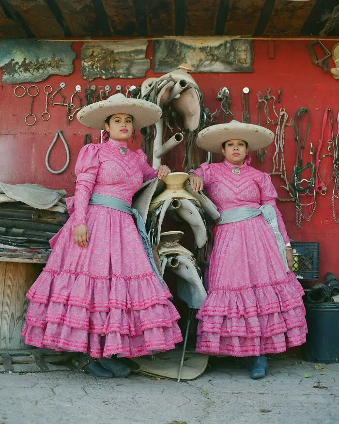 Women, Horses, And Heritage: 38 Poetic Photos From This Swiss Photographer’s Series