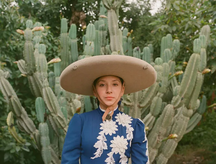 Women, Horses, And Heritage: 38 Poetic Photos From This Swiss Photographer’s Series