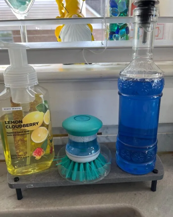 Your Soggy Sink Situation Is About To Get A Major Upgrade Because <a Style="Display:inline;" Href="Https://Www.amazon.com/Momo-Lifestyle-Accessory-Diatomaceous-Countertop/Dp/B09vlhg3bz?ie=utf8&linkcode=ll1&tag=bpbat-20&linkid=34e01e7d9ca492094381eb38cd01b47b&language=en_us&ref_=as_li_ss_tl" Target="_blank"><span Style="Font: Inherit; Color: #d74b1f;"> This Fast Drying Stone Sink Caddy</Span> Looks Chic While Telling Water Puddles To Politely See Themselves Out Of Your Tiny Kitchen