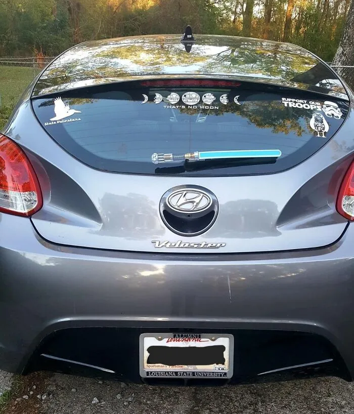Your Dad's Car Can Finally Show Its True Allegiance To The Force This Father's Day With <a Style="Display:inline;" Href="Https://Www.amazon.com/Wipertags-Original-Wipesabers-Reflective-Skyforce/Dp/B01myc1h6f?ie=utf8&linkcode=ll1&tag=bpscorpion-20&linkid=d9a25d15f030e7c782a68948e2b963b4&language=en_us&ref_=as_li_ss_tl" Target="_blank"><span Style="Font: Inherit; Color: #d74b1f;"> These Windshield Wiper Lightsabers</Span>, Making Him The Coolest Jedi Navigating The Carpool Lane During A Downpour