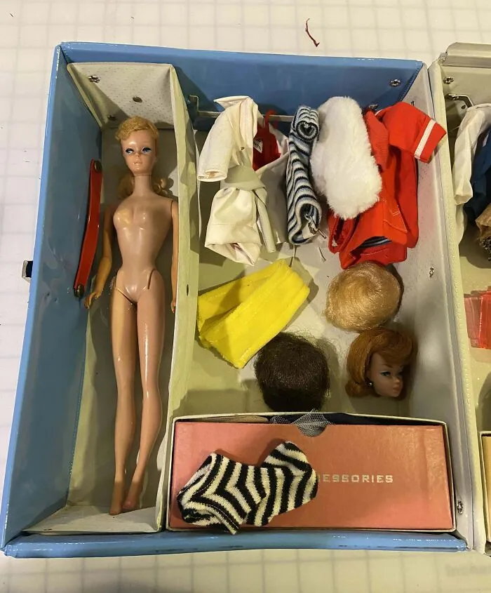 ¡Mi mamá tiene la Barbie original!