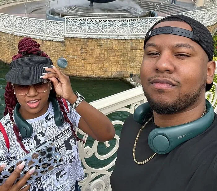 Embrace That 'Listening To A Podcast But Actually Just Staying Cool' Vibe With This Ingenious <a Style="Display:inline;" Href="Https://Www.amazon.com/Jisulife-Bladeless-Rechargeable-Headphone-Men-Black/Dp/B0cqm2sy1q?ie=utf8&th=1&linkcode=ll1&tag=bpparrot-20&linkid=e29d46273b252ce35431026ed85a2673&language=en_us&ref_=as_li_ss_tl" Target="_blank"><span Style="Font: Inherit; Color: #d74b1f;"> Portable Neck Fan </Span> That Keeps The Summer Swelter At Bay
