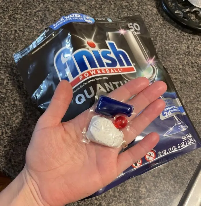 Stop Pre-Rinsing Like It's 1999 And Let These <a Style="Display:inline;" Href="Https://Www.amazon.com/Finish-Dishwasher-Detergent-Powerball-Dishwashing/Dp/B07cvwg5l8?ie=utf8&linkcode=ll1&tag=bpparrot-20&linkid=82ea43f5c245621f6ef5519f401c26ac&language=en_us&ref_=as_li_ss_tl" Target="_blank"><span Style="Font: Inherit; Color: #d74b1f;"> Finish Quantum Dishwasher Pods </Span> Actually Do The Heavy Lifting For Once