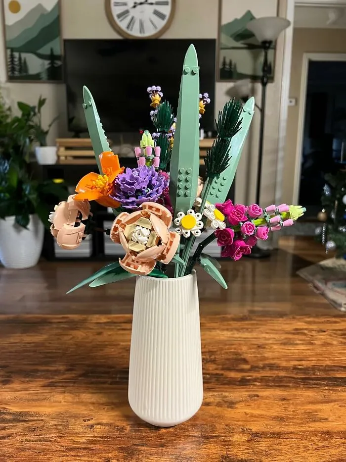 Enjoy Flowers That Actually Last Forever (And Don't Trigger Allergies) With This Surprisingly Chic <a Style="Display:inline;" Href="Https://Www.amazon.com/LEGO-Bouquet-Building-Creative-Project/Dp/B08hw1l75j?ie=utf8&linkcode=ll1&tag=bphorse-20&linkid=194df96b7eae5ac772cdfdfd5e190f56&language=en_us&ref_=as_li_ss_tl" Target="_blank"><span Style="Font: Inherit; Color: #d74b1f;"> LEGO Flower Bouquet </Span> That’s More Fun To Build Than Arrange