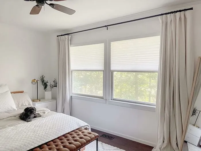 You Can Finally Tell The Sun "Not Today, Sunshine" And Give Your Room A Boujee Glow-Up This Weekend With Some <a Style="Display:inline;" Href="Https://Www.amazon.com/Half-Price-Drapes-Vpch-110602-96-Signature/Dp/B00jkcs9uw?ie=utf8&linkcode=ll1&tag=bpkoala-20&linkid=d15fac9223ce3bf331bbc677af9767c4&language=en_us&ref_=as_li_ss_tl" Target="_blank"><span Style="Font: Inherit; Color: #d74b1f;"> Velvet Blackout Curtains </Span>
