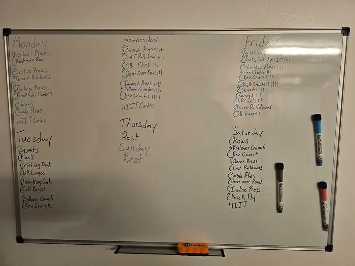 Your Fridge Is About To Become The Official Family Command Center (Or Just A Really Fancy Grocery List Holder) With This <a Style="Display:inline;" Href="Https://Www.amazon.com/Xboard-Reversible-Double-Sided-Magnetic-Whiteboard/Dp/B01lzi68k2?ie=utf8&th=1&linkcode=ll1&tag=bpparrot-20&linkid=3319687d46a10eb8c9898c4bde2531c6&language=en_us&ref_=as_li_ss_tl" Target="_blank"><span Style="Font: Inherit; Color: #d74b1f;"> Magnetic Dry Erase Whiteboard </Span>