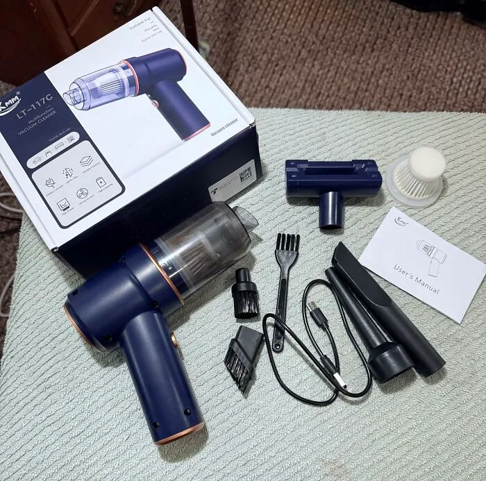 Those Rogue French Fries And Mysterious Car Crumbs Are About To Meet Their Match, Because This<a Style="Display:inline;" Href="Https://Www.amazon.com/Kmm-Handheld-Portable-Rechargeable-Multi-Nozzles/Dp/B0djh5fpjq?ie=utf8&th=1&linkcode=ll1&tag=bpparrot-20&linkid=d601bd950f0ae8de773ca259ea984fa7&language=en_us&ref_=as_li_ss_tl" Target="_blank"> <span Style="Font: Inherit; Color: #d74b1f;"> Handheld Car Vacuum Cleaner </Span> Makes Your Ride Feel Less Like A Snack Graveyard