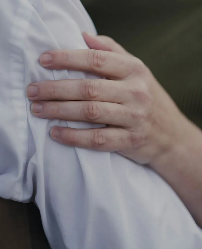 40 Childhood Rules That Would Make Any Therapist Lean Forward In Their Chair