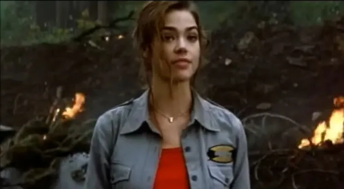 37 Times When Casting Directors Failed At Their Jobs By Miscasting Actors For These Roles