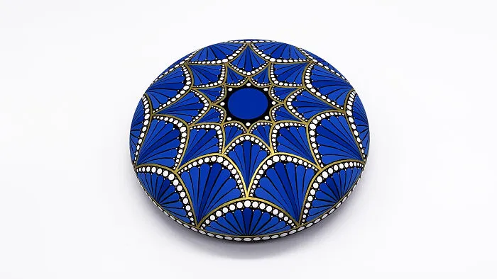 This Artist Transforms Ordinary Stones Into Hypnotic Mandala Masterpieces (50 Pics)