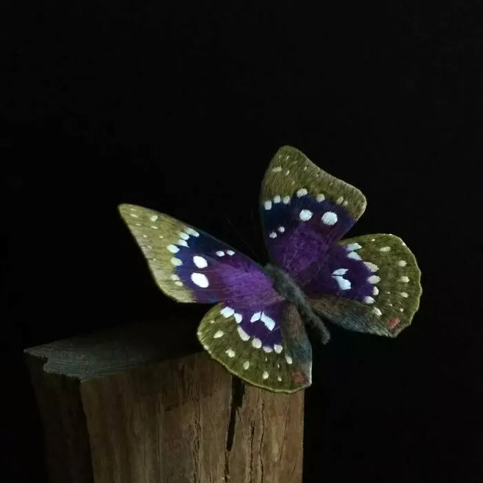 43 Incredible Hand-Sized Moths And Butterflies Made Out Of Fibers By Yumi Okita