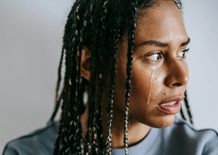 50 Stories Of People Who Overlooked Red Flags So Big They Were Blinding