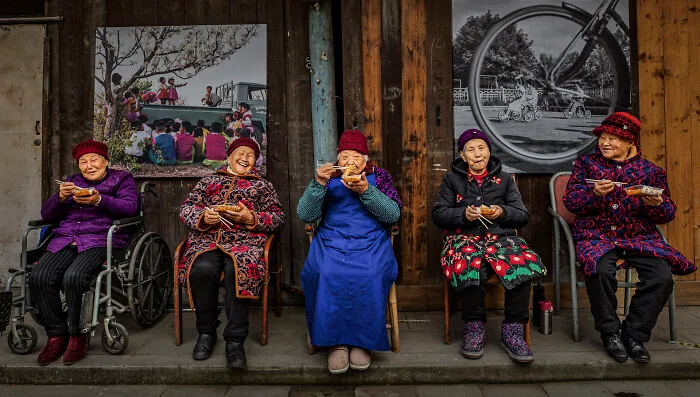 Overal Winner: The Elderly Having Delicious Food By Xiaoling Li, China