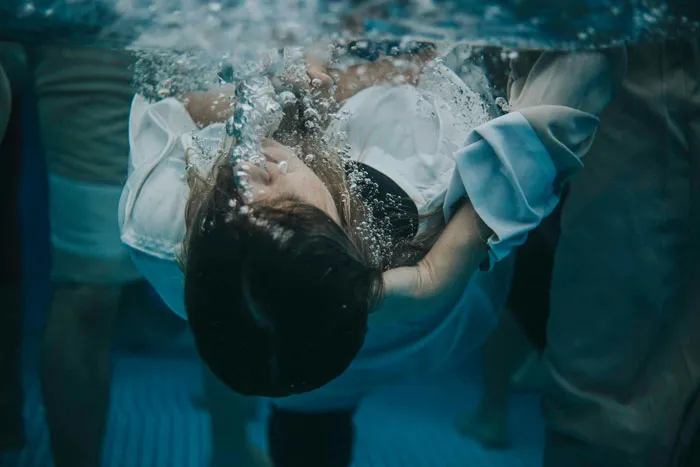 30 Disturbing Stories From People Who Escaped Cults And Shared What Happened Next