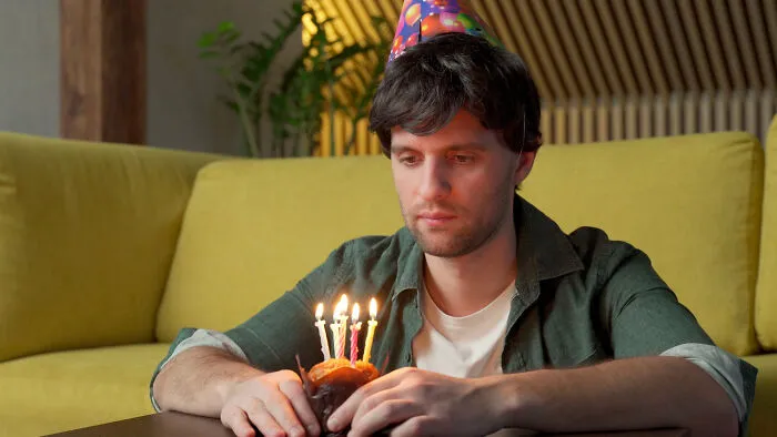30 Pathetic Experiences In Adult Life That Are Actually As Painful As Being Picked Last In Gym Class
