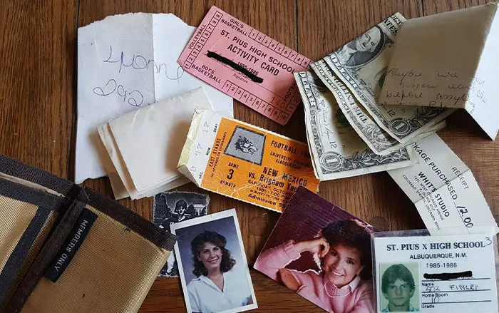 Encontré mi billetera de 1985 en una chaqueta vieja. Instantánea de la vida de un adolescente en los 80.