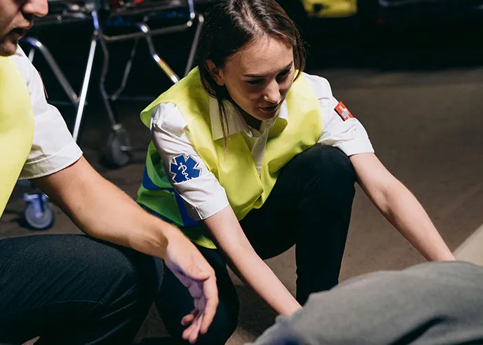 44 Common Mistakes Emergency Workers Want You To Stop Making Immediately