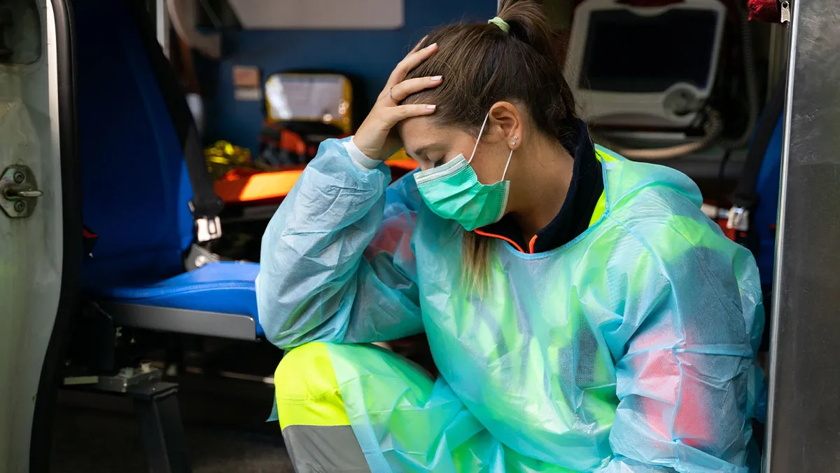 44 Common Mistakes Emergency Workers Want You To Stop Making Immediately