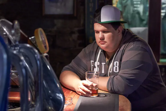 “It Was Horrific”: 20 Examples Of Incredibly Unhealthy Things Folks Have Seen Other People Do